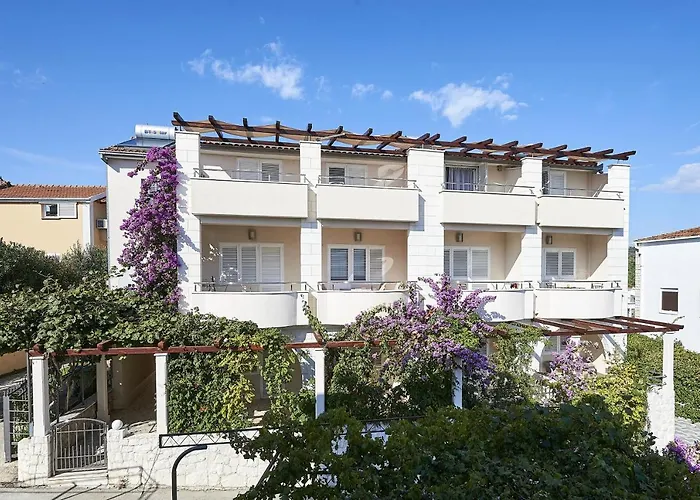 Mavarstica 17821b Διαμέρισμα