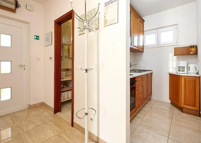 Mavarstica 17821b Τρογκίρ